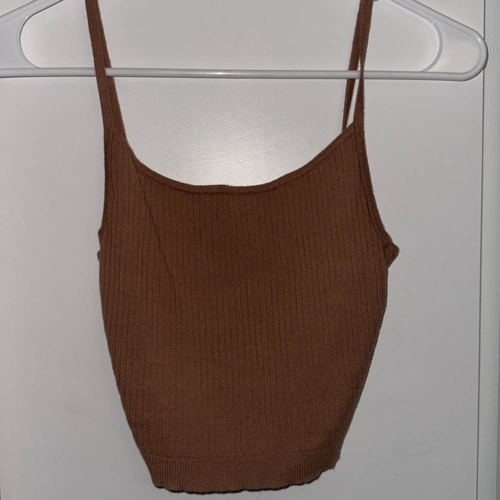 LA hearts top